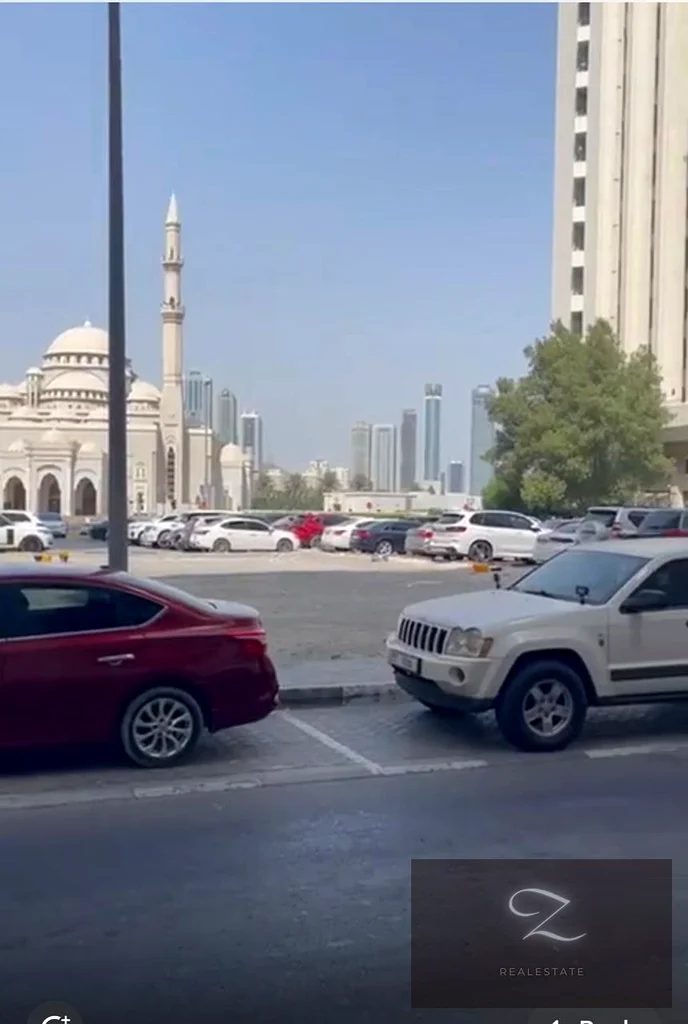 محل تجاري مُجدّد بالكامل - مثالي لصيدلية | موقع متميز - المجز 1، الشارقة (البُحيرة كورنيش، مباشرةً مقابل مسجد النور)63816451897475111