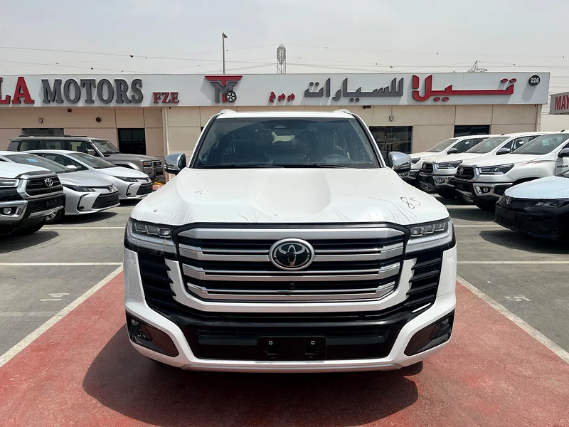TOYOTA LANDCRUISER 3.5 VXR HYBRID WHITE 202563613129644930111