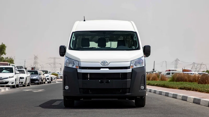 تويوتا هايس TOYOTA HIACE HI ROOF/ (CARGO)/ضمان 3 سنوات/202663612448391299111