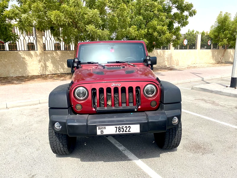 British Expat Lady Driven | Fully Modified | Below Average Mileage | Full Mopar/Jeep Service63612070119683112