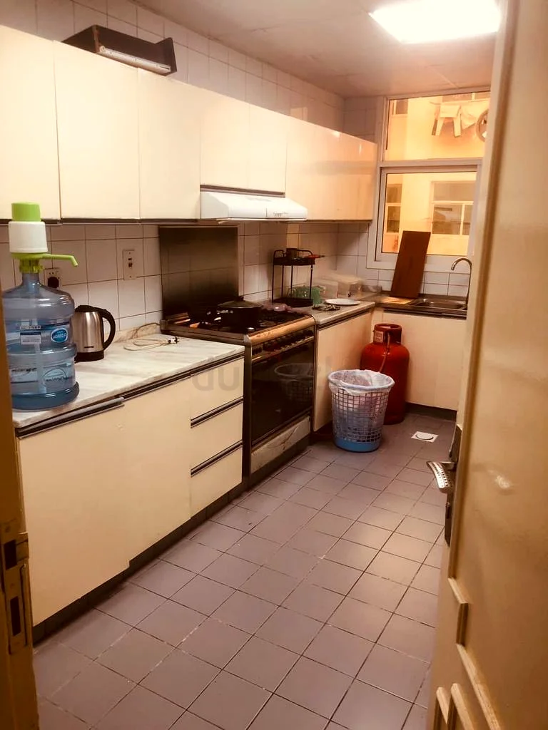Executive capsule bed space near metro station63624723489282112