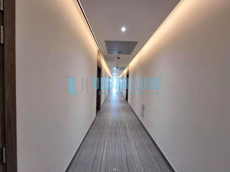 1 Bed |Furnished |Vacant |partial lagoon view64006394049281114