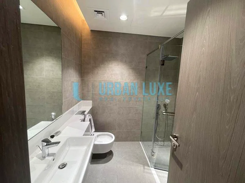 1 Bed |Furnished |Vacant |partial lagoon view64006394049281113