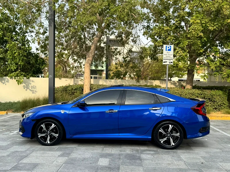 AED 689/Monthly // GCC 2018 Honda Civic RS 2.0L 4 Cylinders // SINGLE OWNER DRIVEN!!!63612055663491114