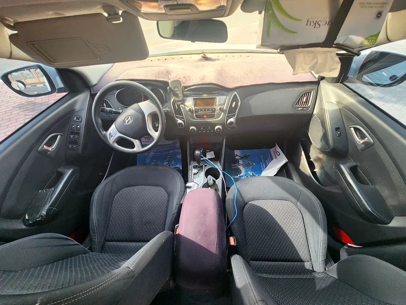Hyundai tucson good condition well maintained Exp, August 202663612086748674113