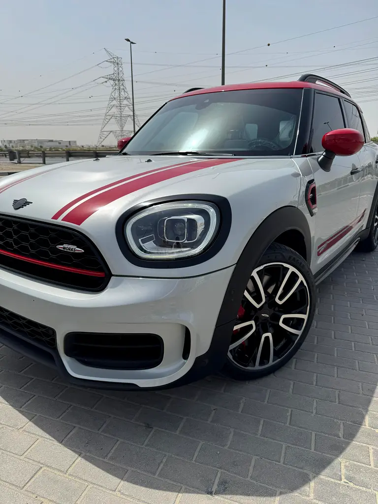 ميني كونتري مان 2023