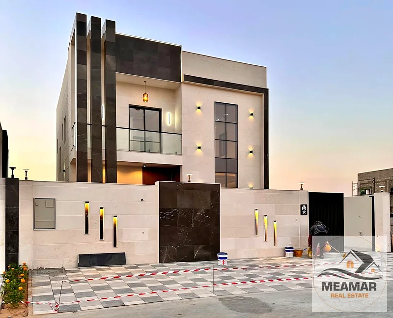 modern villa with pool include fees and freehold63907479577985111