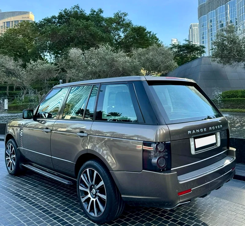 AUTOBIOGRAPHY RANGE ROVER VOGUE V8 .. TOP RANGE .. ACCIDENTS FREE ..VERY NEAT..GCC63612089658753111