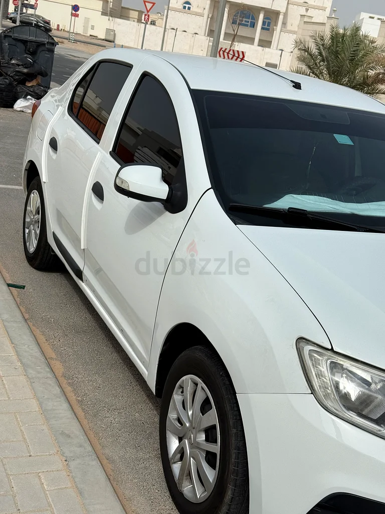 Renault Symbol 202063613735770498111