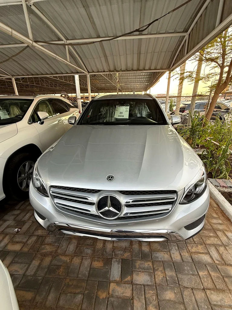 مرسيدس بنز GLC 300 V حالة جيدة63613462013058112