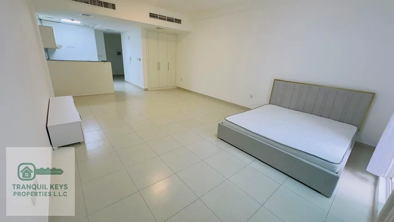 🏡 Spacious 823 Sqft Apartment | Prime Location – Al Khail Heights63916384508163112
