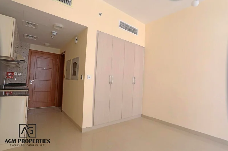 غير مفروشة | استوديو بأسعار معقولة | موقع متميز63978007511169112