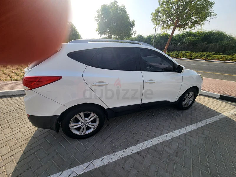 Hyundai tucson good condition well maintained Exp, August 202663612086748674114