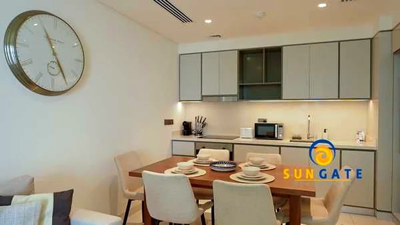 Corner unit , Mesmerizing sea views and furnished ,63733597164290113