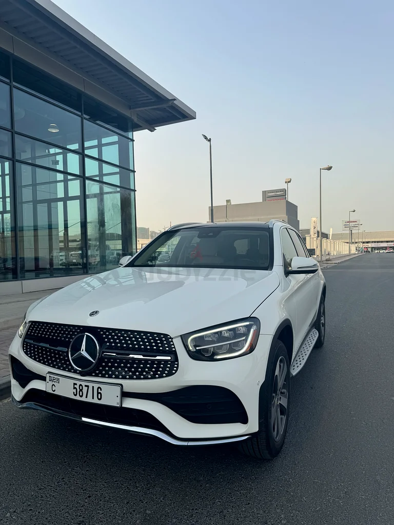 مرسيدس بنز جي ال سي 300 2022 دفع كلي 4MATIC636134619394581117