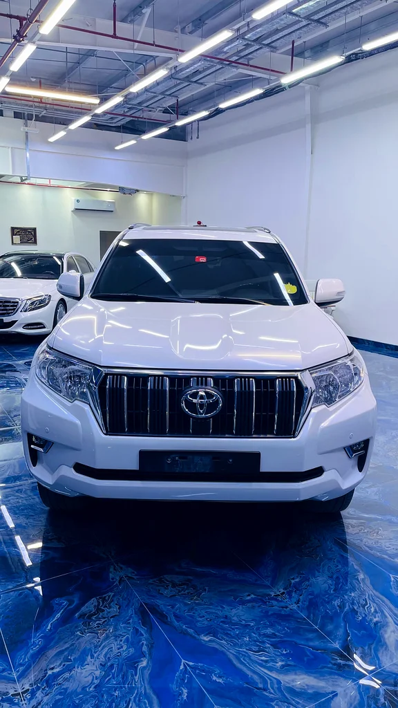 تويوتا برادو 2022 GXR V6 خليجي بحالة وكالة نظيفة جدا رقم واحد63612451174659111