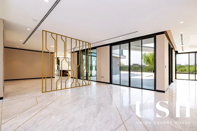 Exclusive | Lamborghini - Inspired | Basement & Rooftop64042581431043114
