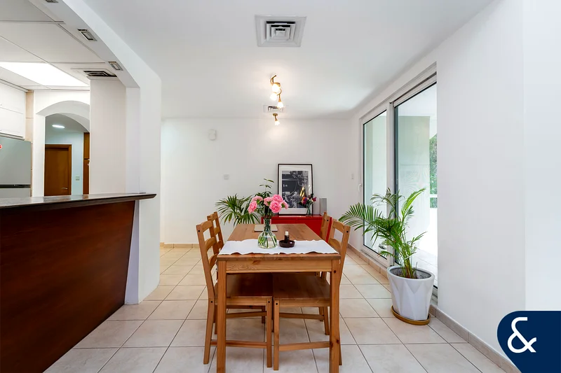 Exclusive | Pool View | Immaculate63915483539715114