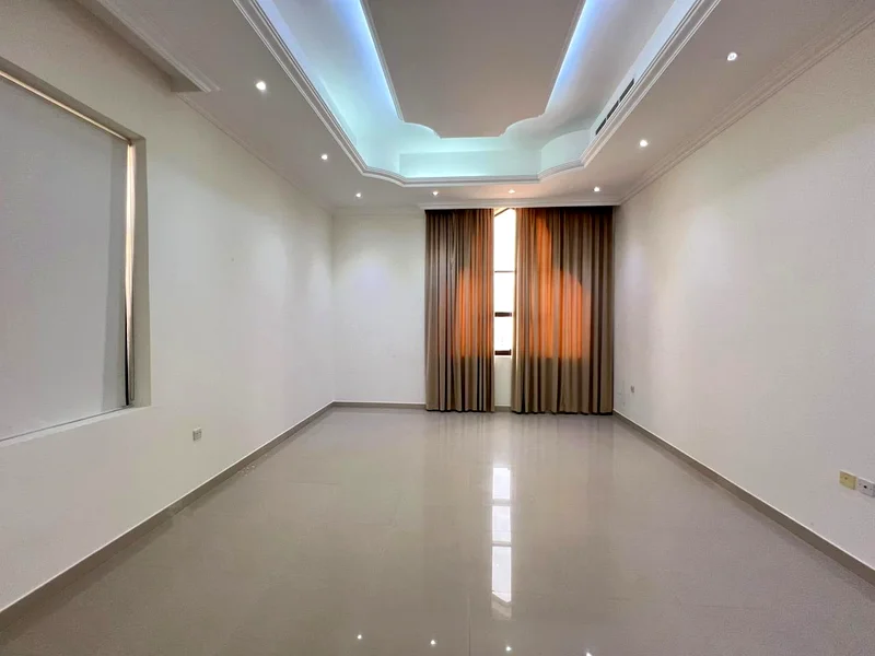 فيلا رائعة | واسعة | موقع متميز63654978994179111