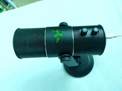 Razer Seirēn RZ05-01270 - 3 Capsules Digital Condenser USB Microphone