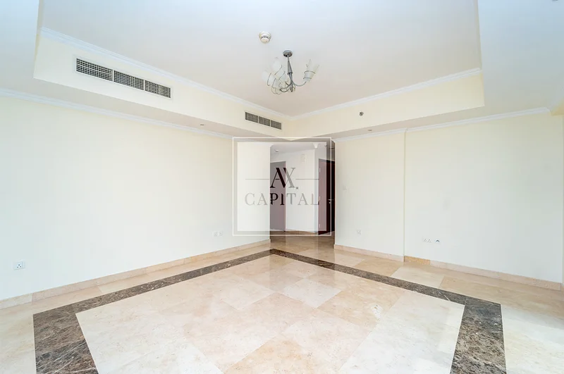 تخطيط كبير | شاغر | غرفة دراسة | غرفة غسيل64036737084291111