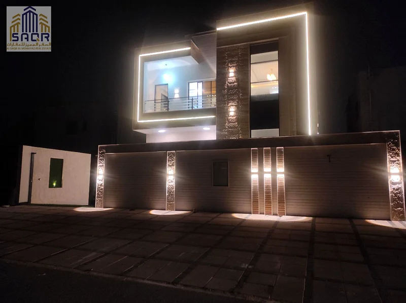 Luxury modern villa for sale in Al Helio 2 / Ajman, high-end and private location / three-story design / roof63911404074114112
