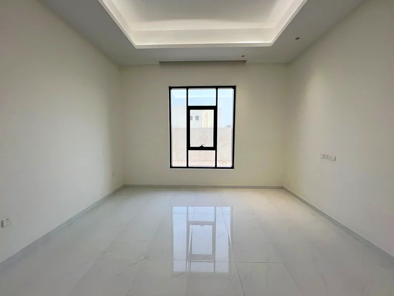حصري | فيلا بـ 5 غرف نوم رئيسية | مجلس كبير63725078847363114