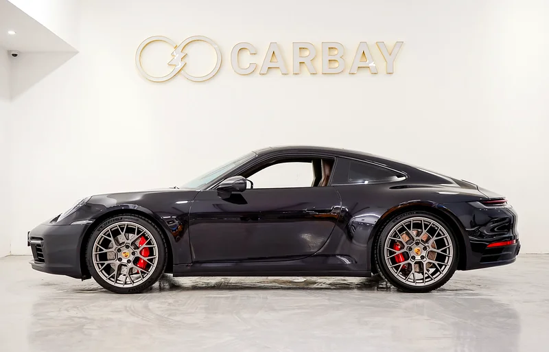 AED 8444 PM | PORSCHE 911 CARRERA S 2021 | UNDER PORSCHE WARRANTY MARCH 2026 | HIGH SPECS | GCC63612076335874113