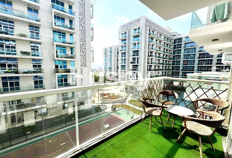 Courtyard View | Upgraded | 12 Cheques63725373236737110