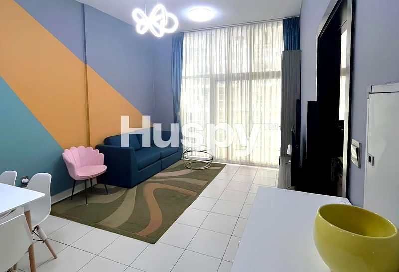 Courtyard View | Upgraded | 12 Cheques63725373236737113