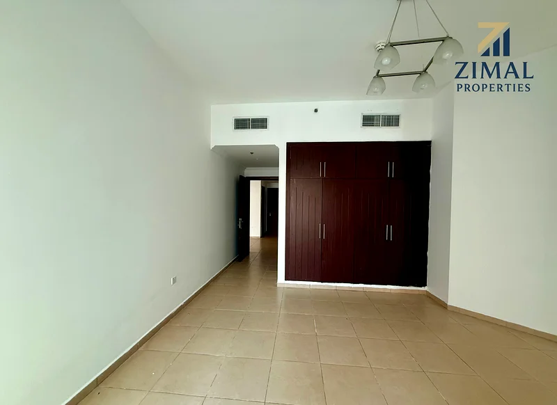 Well-Maintained 2-Bedroom Apartment with Balcony63756975227906114