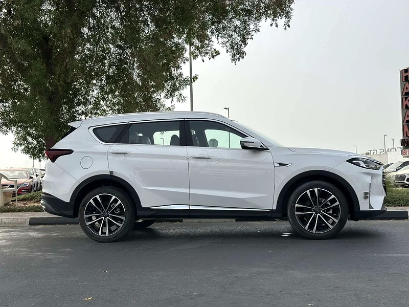 Jetour X70 Plus Luxury 2025 1.6L Turbo63612059687555114