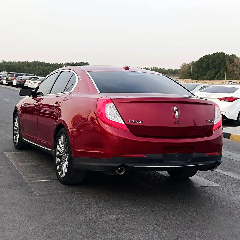 Lincoln MKS Gulf model 201463612057322114114