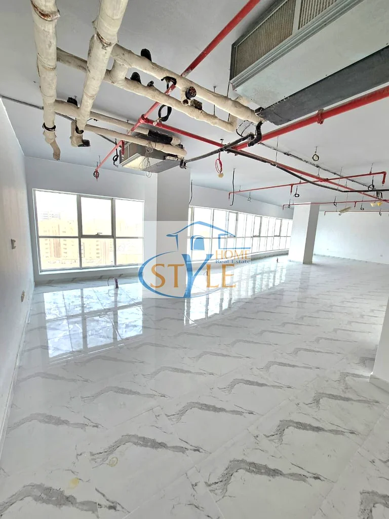 FREEHOLD BUILDING (ARAB & ANY NATIONALITY) OFFICE FOR SALE - BUSINESS TOWER63818717634561113