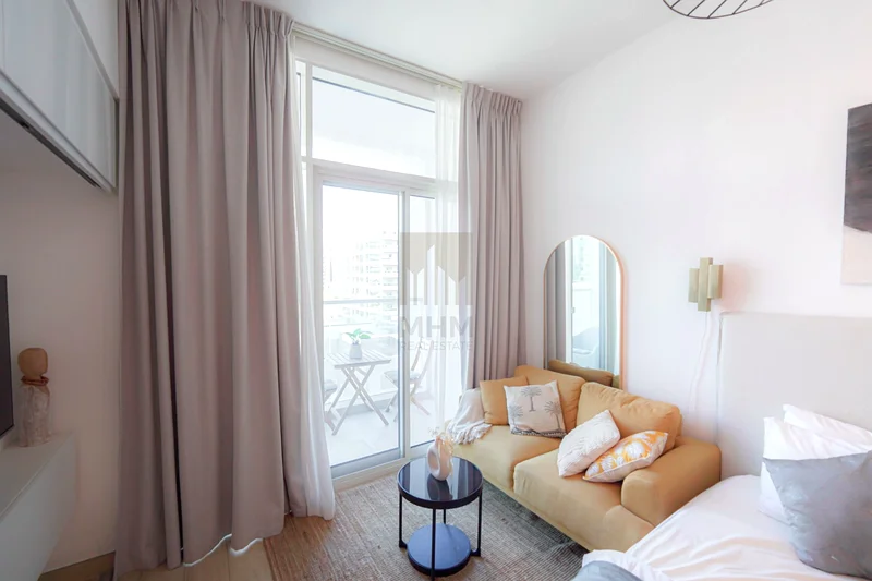 Bright Studio | Fully Furnished | Pool View64039157689601113