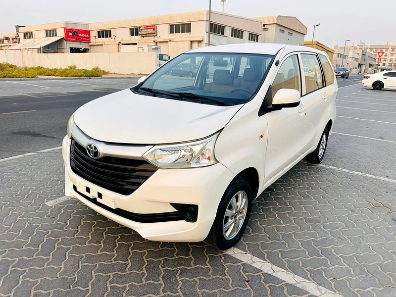 Toyota Avanza Model 2019 km 145000 GCC space accident Free63612446836995114