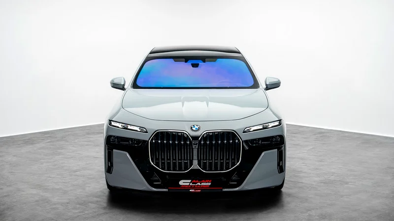 BMW 740i - 2023 - GCC - Under Warranty and Service Contract63612445473793112