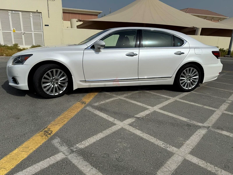 LEXUS LS460 L 2016 - GCC - FULL OPTION - FULL SERVICE HISTORY63612072937090112