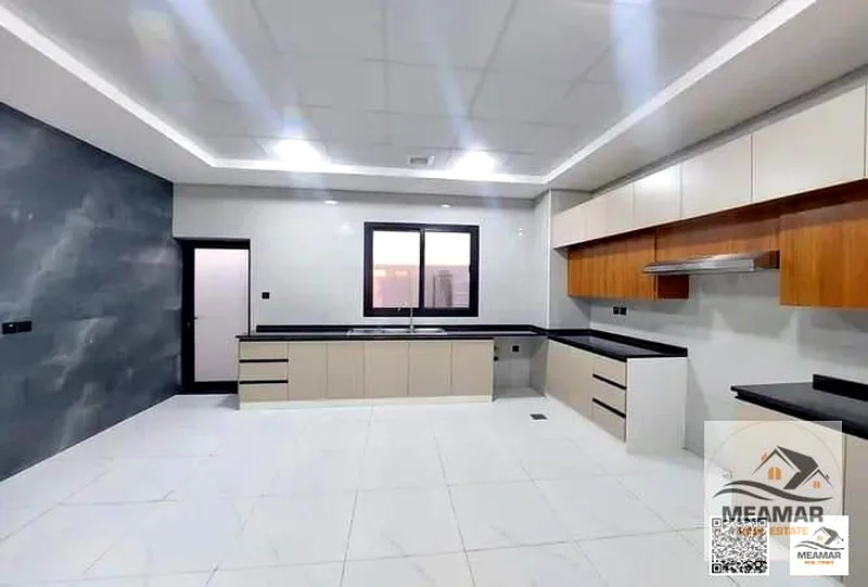 فيلا للبيع بسعر 85 ألف، مع سطح ومرآب للسيارات، تشطيب فاخر63717830197889110