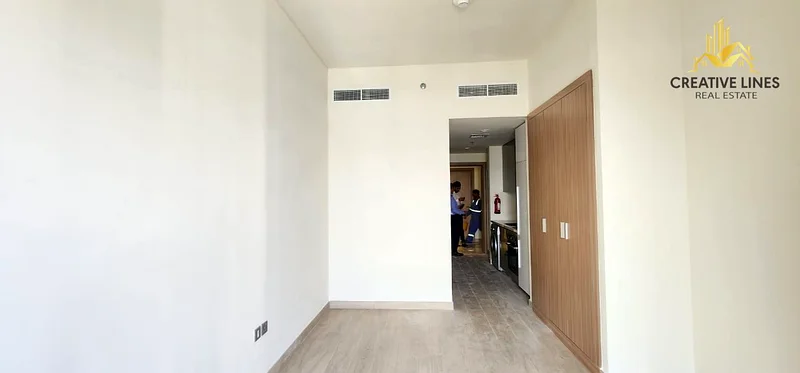 Unfurnished | Huge Size Studio Apartment | Boulevard View63802002505859112