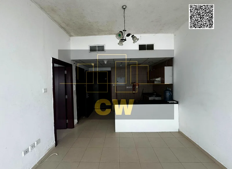 شقة من غرفة نوم واحدة للبيع بسعر 350 ألف مع موقف سيارة63890797254787111