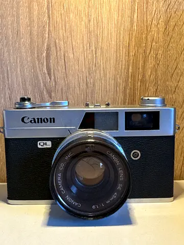 Canonet QL19 Film camera