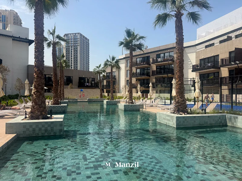 عرض خاص / استوديو فاخر في JVC مع وسائل رفاهية من فئة 5 نجوم قرب مول سيركل63835394923523114