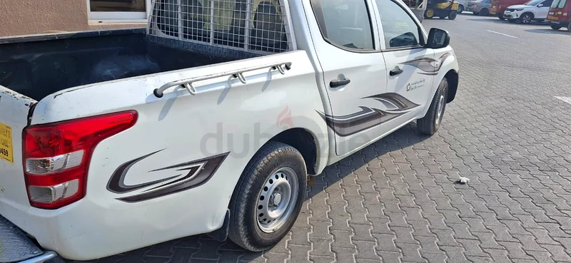 Mitsubishi L200 double cab63612069932161112
