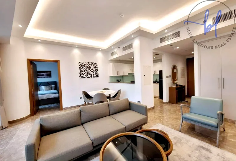 Full Marina View | Available Sep | Bills included63774419525507112