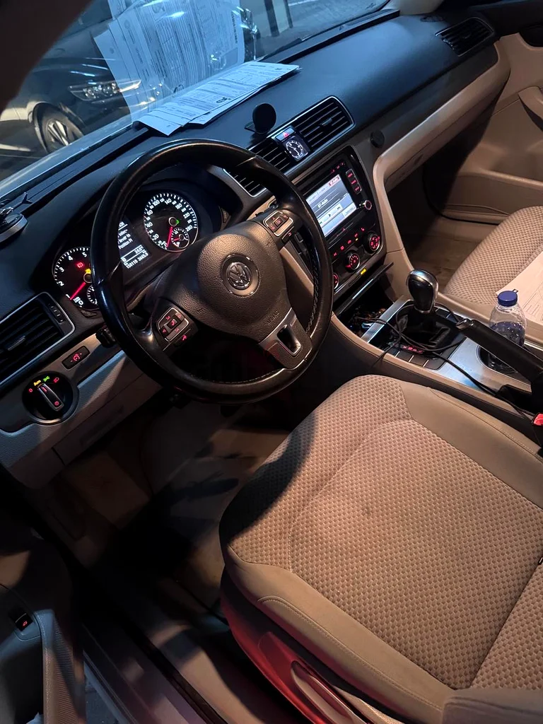 Volkswagen Passat Available in Al Karama with good price63612061739907113