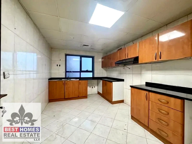 SPACIOUS 3 BHK APARTMENT WITH MAID ROOM AVAILABLE FOR SALE IN AL NUAIMYA TOWER AJMAN63885132198914114
