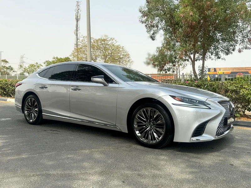 lexus ls500 2018 6cly 416HP63612072836481111