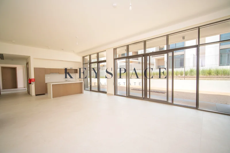4BR VILLA l UNFURNISHED l NEAR TO PARK l FAMILY FRIENDLY COMMUNITY63612102269697113