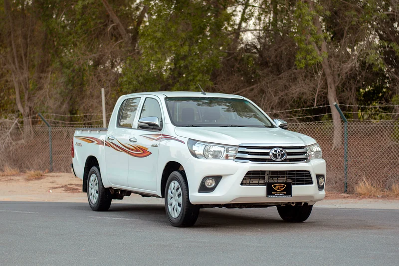 Hilux | Double Cabin 4x2 GLX | Automatic | GCC Specs | Ref#T3611863612449413634111